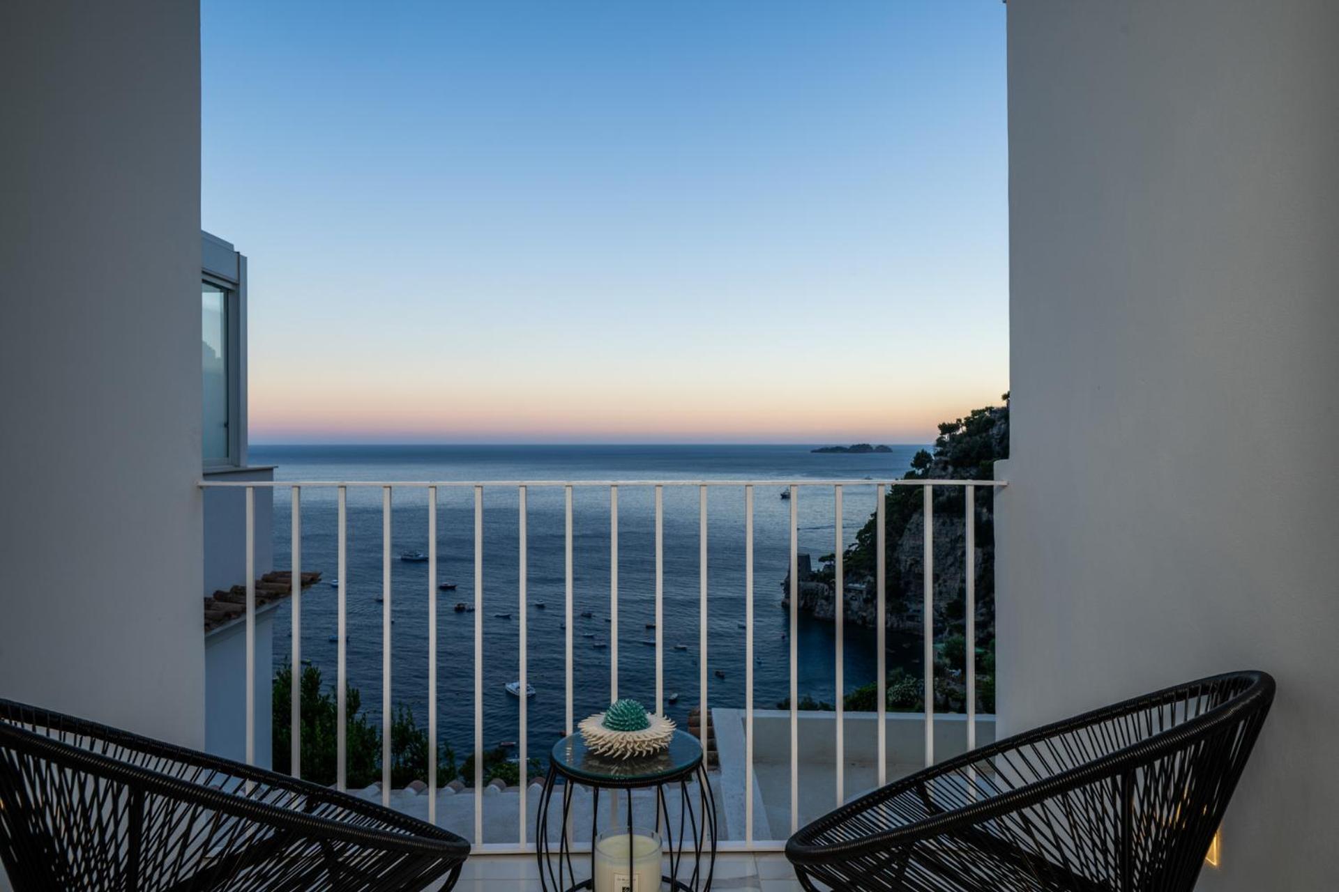 Gianlica Suites Positano Bagian luar foto